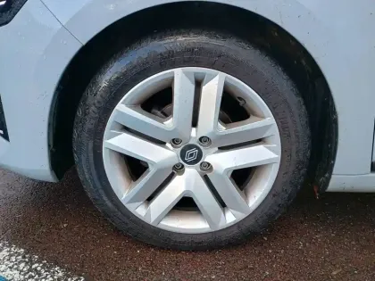 Photo 17 Renault Clio  SCe 65