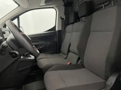 Photo 13 Peugeot Partner  FOURGON STANDARD 1000 KG BLUEHDI 100 S&S BVM5