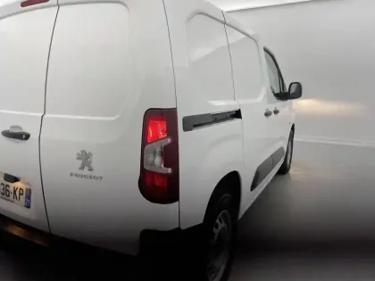 Photo 28 Peugeot Partner  FOURGON STANDARD 1000 KG BLUEHDI 100 S&S BVM5