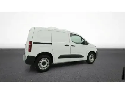 Photo 8 Peugeot Partner  FOURGON STANDARD 1000 KG BLUEHDI 100 S&S BVM5