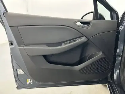 Photo 39 Renault Clio Gén. V (BJA) Ph2 Evolution 5