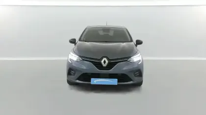 Photo 55 Renault Clio  E-Tech full hybrid 145