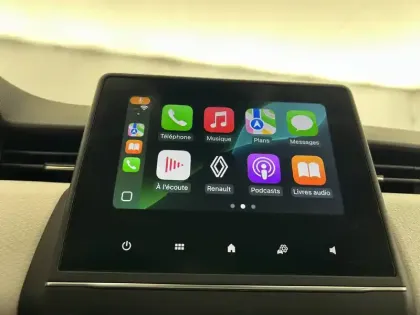 Photo 42 Renault Clio Gén. V (BJA) Ph2 Evolution 5