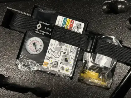 Photo 64 Renault Clio  E-Tech full hybrid 145