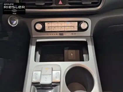 Photo 13 Hyundai Kona  Electrique 39 kWh - 136 ch