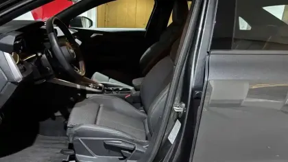 Photo 6 Audi A3  Berline 35 TFSI Mild Hybrid 150 S tronic 7