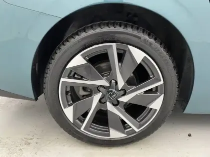 Photo 18 Peugeot 308  SW BlueHDi 130ch S&S EAT8