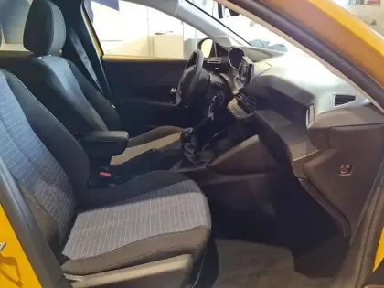 Photo 17 Peugeot 208  PureTech 75 S&S BVM5