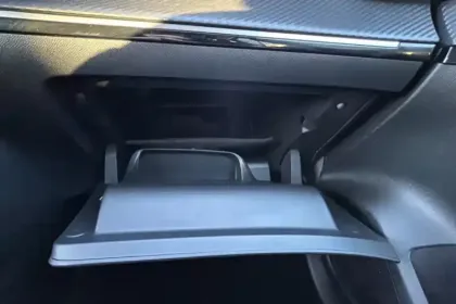 Photo 72 Peugeot 208  PureTech 100 S&S BVM6