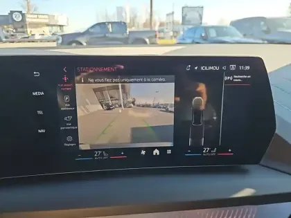 Photo 11 BMW Serie 1 120 170 ch DKG7