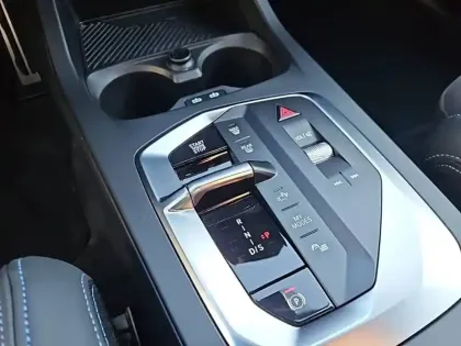 Photo 10 BMW Serie 1 120 170 ch DKG7