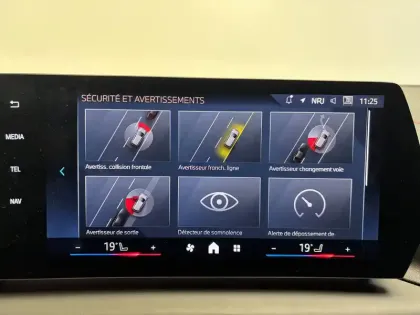 Photo 22 BMW Serie 1 120 170 ch DKG7