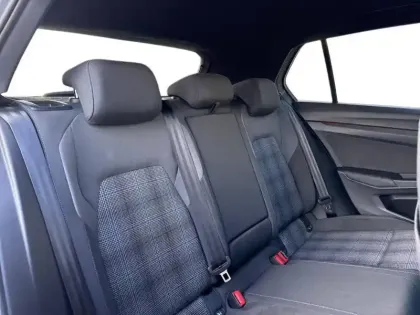 Photo 9 Volkswagen Golf  1.4 Hybrid Rechargeable OPF 245 DSG6