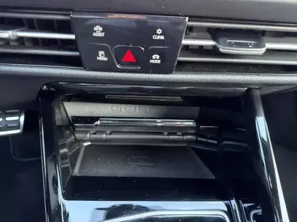 Photo 57 Volkswagen Golf  1.4 Hybrid Rechargeable OPF 245 DSG6