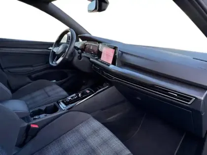 Photo 37 Volkswagen Golf  1.4 Hybrid Rechargeable OPF 245 DSG6