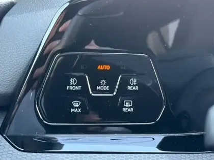 Photo 24 Volkswagen Golf  1.4 Hybrid Rechargeable OPF 245 DSG6