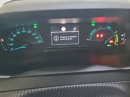 Photo 9 Peugeot 208  Electrique 50 kWh 136ch