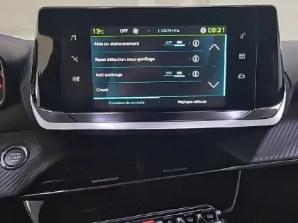 Photo 20 Peugeot 208  Electrique 50 kWh 136ch