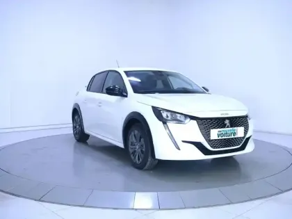 Photo 70 Peugeot 208  Electrique 50 kWh 136ch