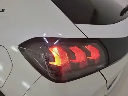 Photo 84 Peugeot 208  Electrique 50 kWh 136ch