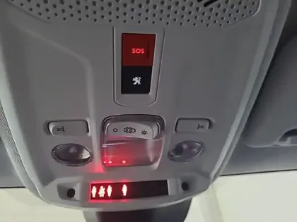 Photo 59 Peugeot 208 Gén. II Ph1 NG Style 5