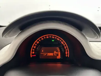 Photo 16 Renault Twingo  III SCe 65 - 21