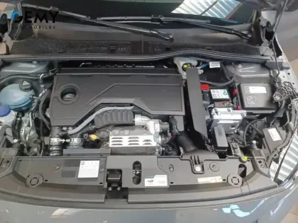 Photo 11 Peugeot 208  Hybrid 145 e-DCS6