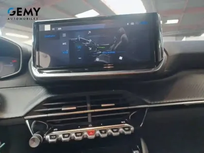 Photo 31 Peugeot 208  Hybrid 145 e-DCS6