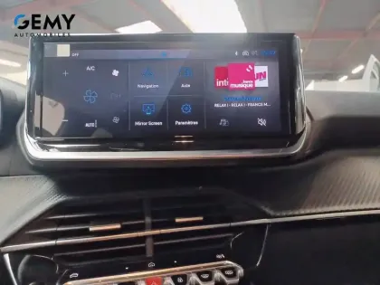 Photo 32 Peugeot 208  Hybrid 145 e-DCS6