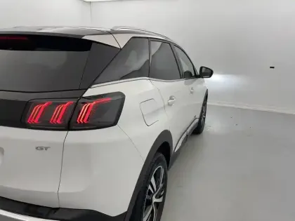 Photo 30 Peugeot 3008  Hybrid 136 e-DCS6