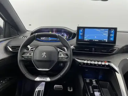 Photo 21 Peugeot 3008  Hybrid 136 e-DCS6