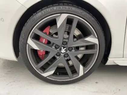 Photo 16 Peugeot 308  PureTech 263ch S&S BVM6