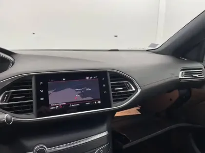 Photo 27 Peugeot 308  PureTech 263ch S&S BVM6