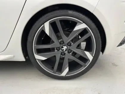 Photo 15 Peugeot 308  PureTech 263ch S&S BVM6