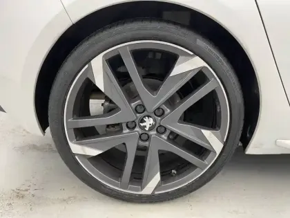 Photo 18 Peugeot 308  PureTech 263ch S&S BVM6