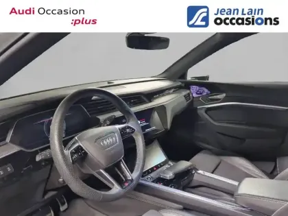 Photo 10 Audi Q8 E-Tron  55 408 ch 114 kWh Quattro