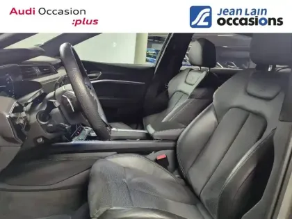 Photo 11 Audi Q8 E-Tron  55 408 ch 114 kWh Quattro