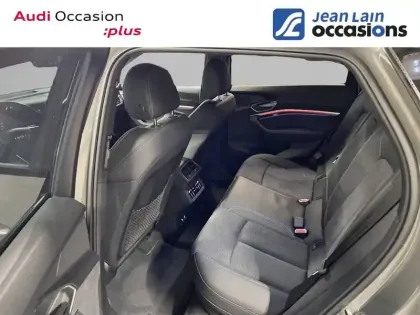 Photo 16 Audi E-tron Q8  55 408 ch 114 kWh Quattro