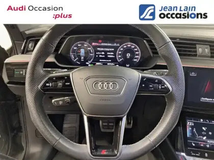 Photo 11 Audi E-tron Q8  55 408 ch 114 kWh Quattro