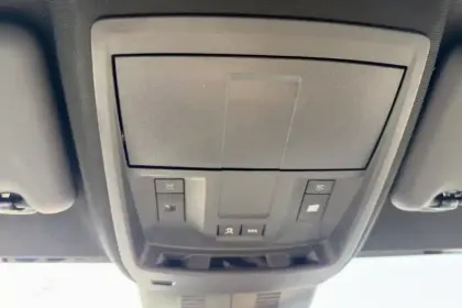 Photo 31 Peugeot 3008  Electrique 210 ch 73 kWh