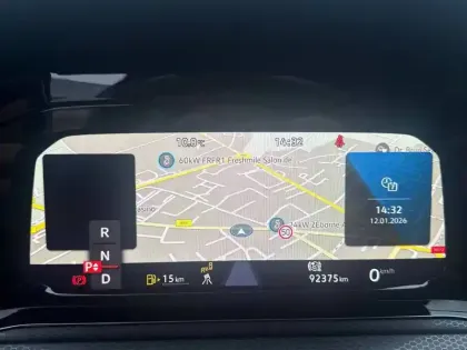 Photo 16 Volkswagen Golf  2.0 TDI SCR 200 DSG7