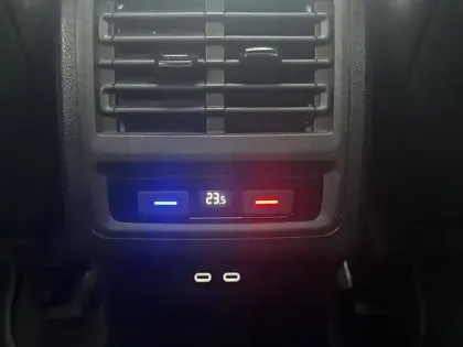 Photo 20 Volkswagen Golf  2.0 TDI SCR 200 DSG7