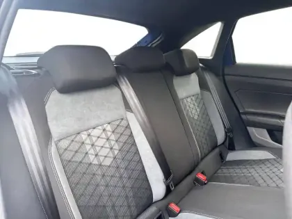 Photo 9 Volkswagen Taigo  1.0 TSI 116 DSG7