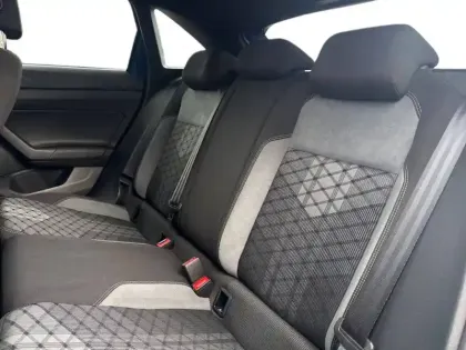 Photo 13 Volkswagen Taigo  1.0 TSI 116 DSG7