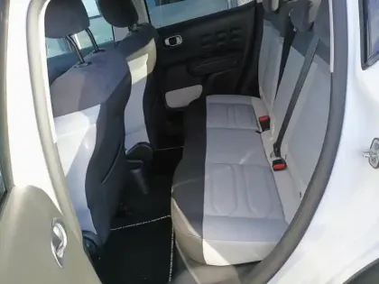 Photo 5 Citroën C3  PureTech 110 EAT6 Elle