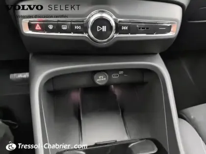 Photo 12 Volvo Xc40  B3 163ch DCT7 Ultra (5p)