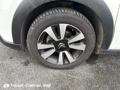 Photo 14 Citroën C3  BlueHDi 100 S&S BVM6 Shine Business