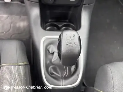 Photo 23 Citroën C3  BlueHDi 100 S&S BVM6 Shine Business