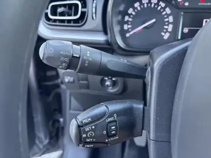 Photo 16 Citroën C3  BlueHDi 100 S&S BVM6 C-Series