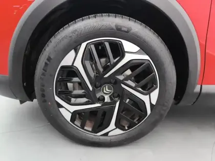 Photo 14 Citroën C4  PureTech 130 S&S EAT8 Shine